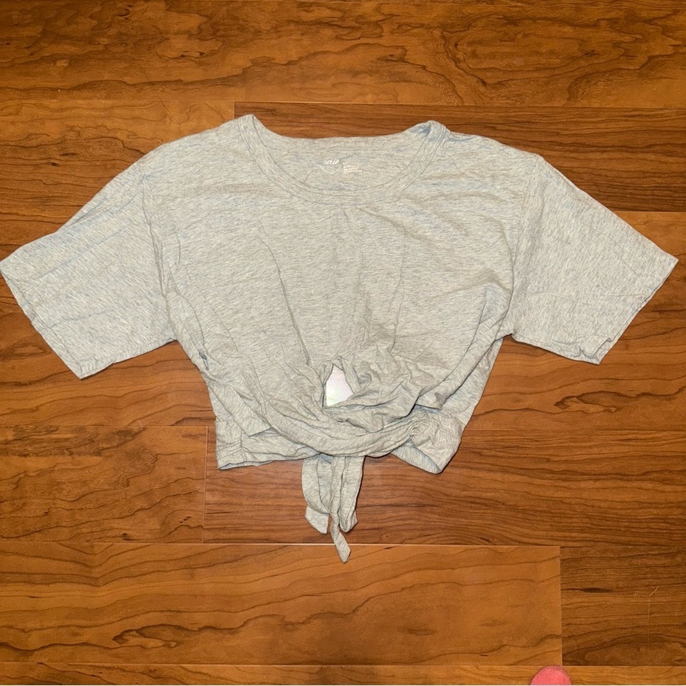 AERIE Cropped Tie Front Wrapped Short Sleeve Heather‎ Grey Tee Shirt Small
